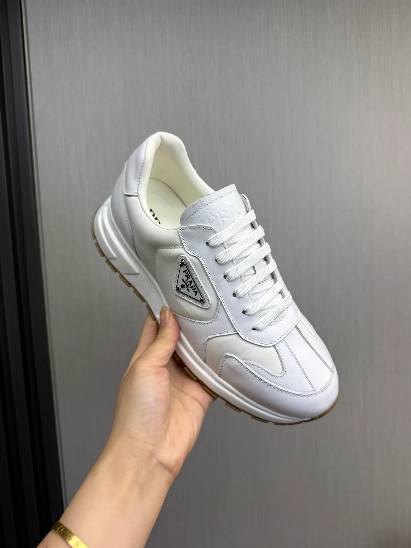 Factory price 580💰 [PRADA] Hot-selling men's shoes shipped 👏Official website synchronized ⬆️ Original cowhide fabric + cowhide lining, cowhide feet 🐮 1:1 shipment ✔️Original original bottom, 38-45 (45. Customized, non-refundable)